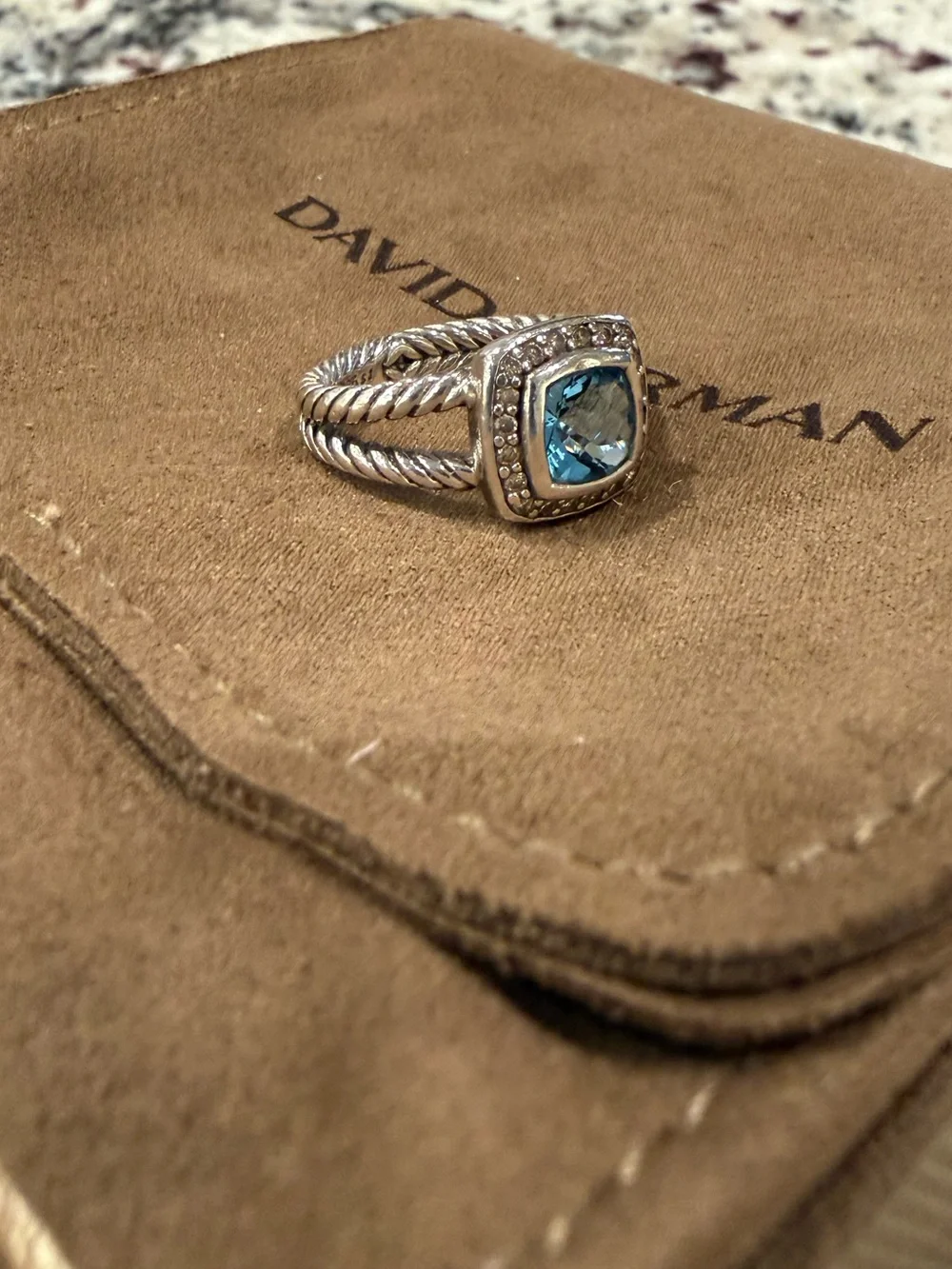 David Yurman Petite Albion® Ring With Pavé Diamonds - Picture 3 of 5